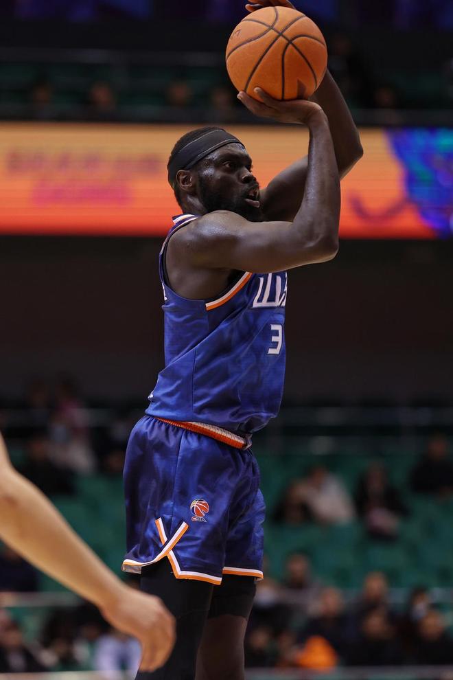 今晨费耶诺德备战CBA常规赛;更衣室发声细节曝光;引发热议;轮换策略成焦点的简单介绍 今晨费耶诺德备战CBA常规赛;更衣室发声细节曝光;引发热议;轮换策略成焦点的简单介绍