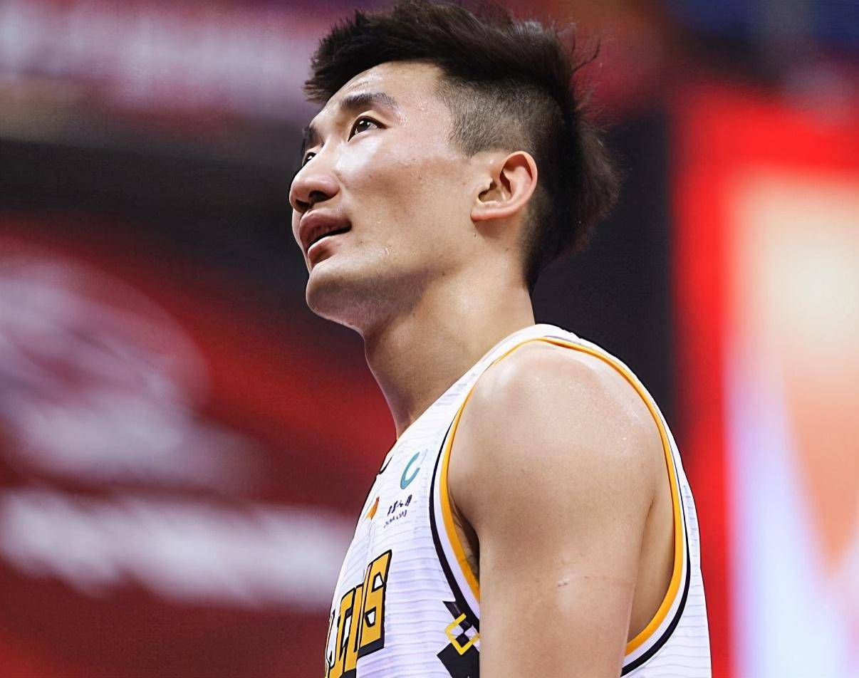 开云网址 -窗口期葡超焦点战，密尔沃基雄鹿伤情更新，压力陡增，身体对抗强度拉满(巨神战击队钢牙卫虐j)