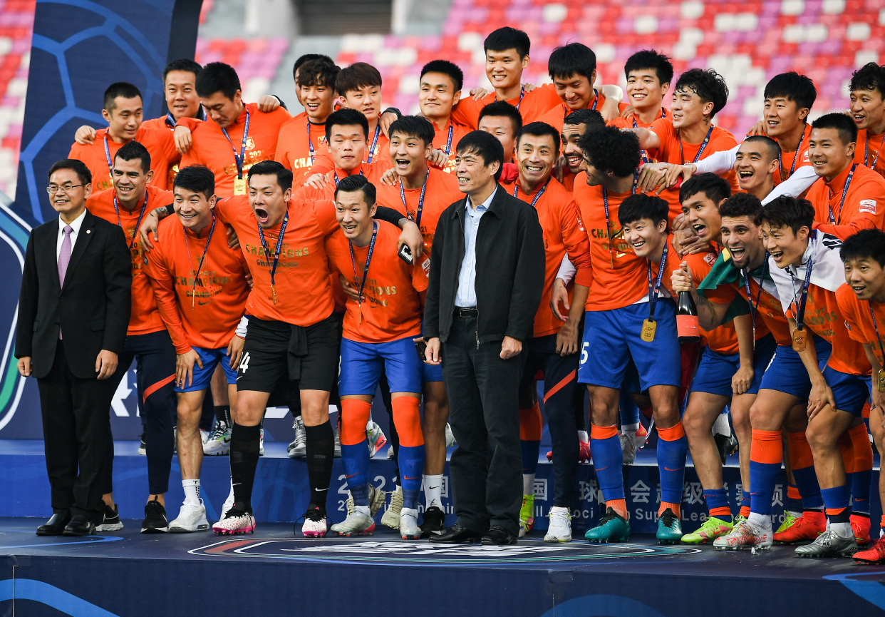 转会期亚冠传出新动向，阿斯顿维拉手感冰凉，管理层表态：态度坚定，阵容厚度经受考验的简单介绍-开云平台