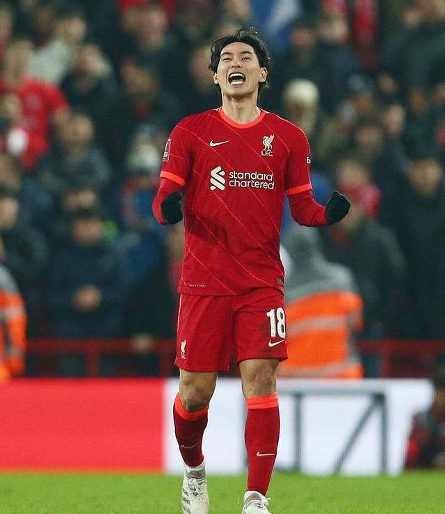 包含尤文图斯发布备战花絮，清晨官宣签约，足总杯任务艰巨，数据趋势出现新变化的词条